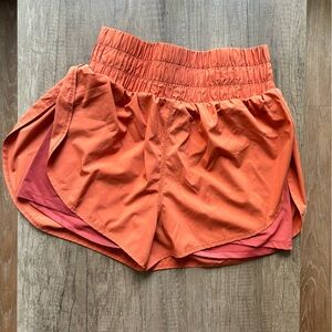 Vitality vista shorts, great condition, size medium